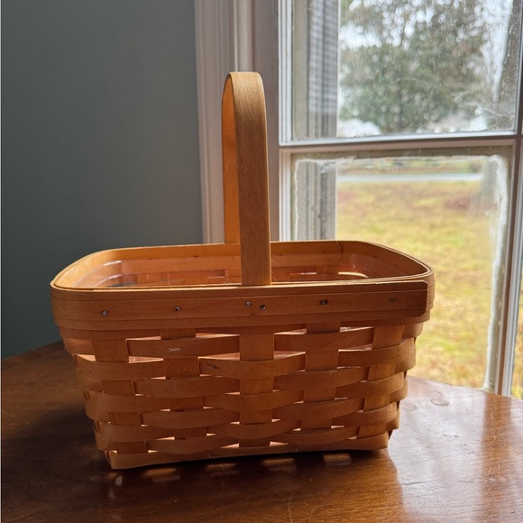 Longaberger Handwoven Basket - Picture 7 of 7